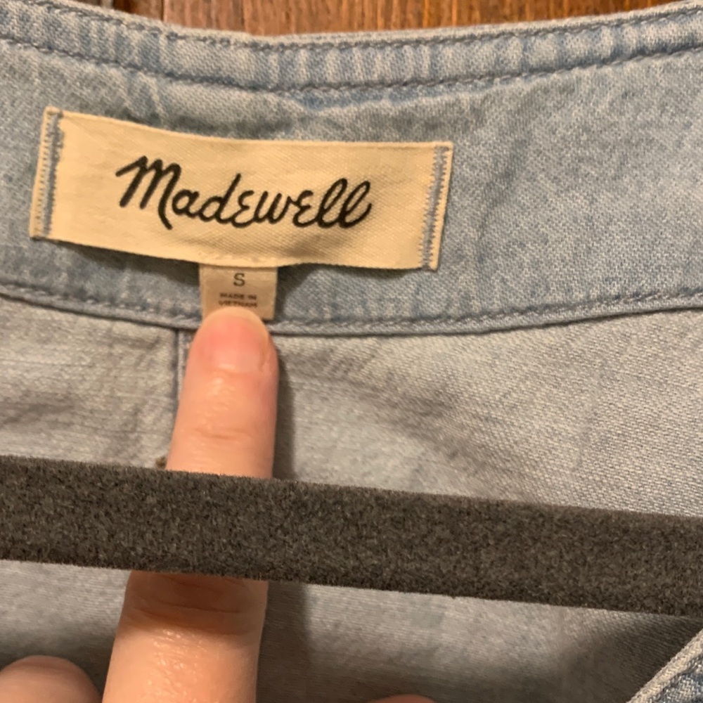 Madewell Light Blue Denim Button-Up Top - Picture 2 of 9